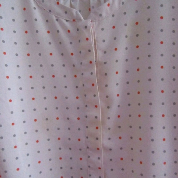 Shirt - Picture 4 of 5